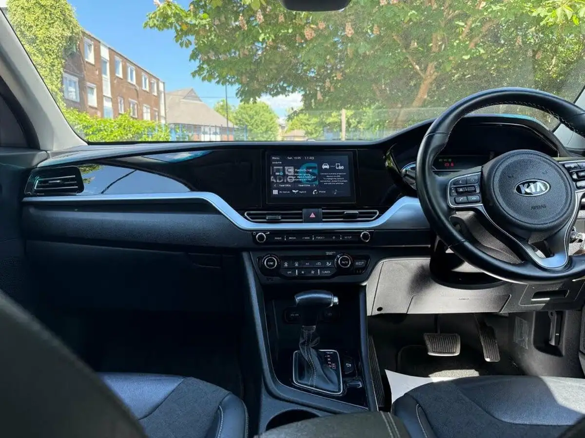 2020-kia-niro-16-gdi-2-big-13