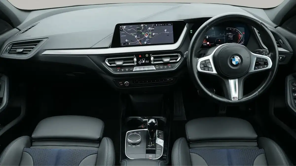 2022-bmw-1-series-15-118i-m-sport-lcp-dct-big-13