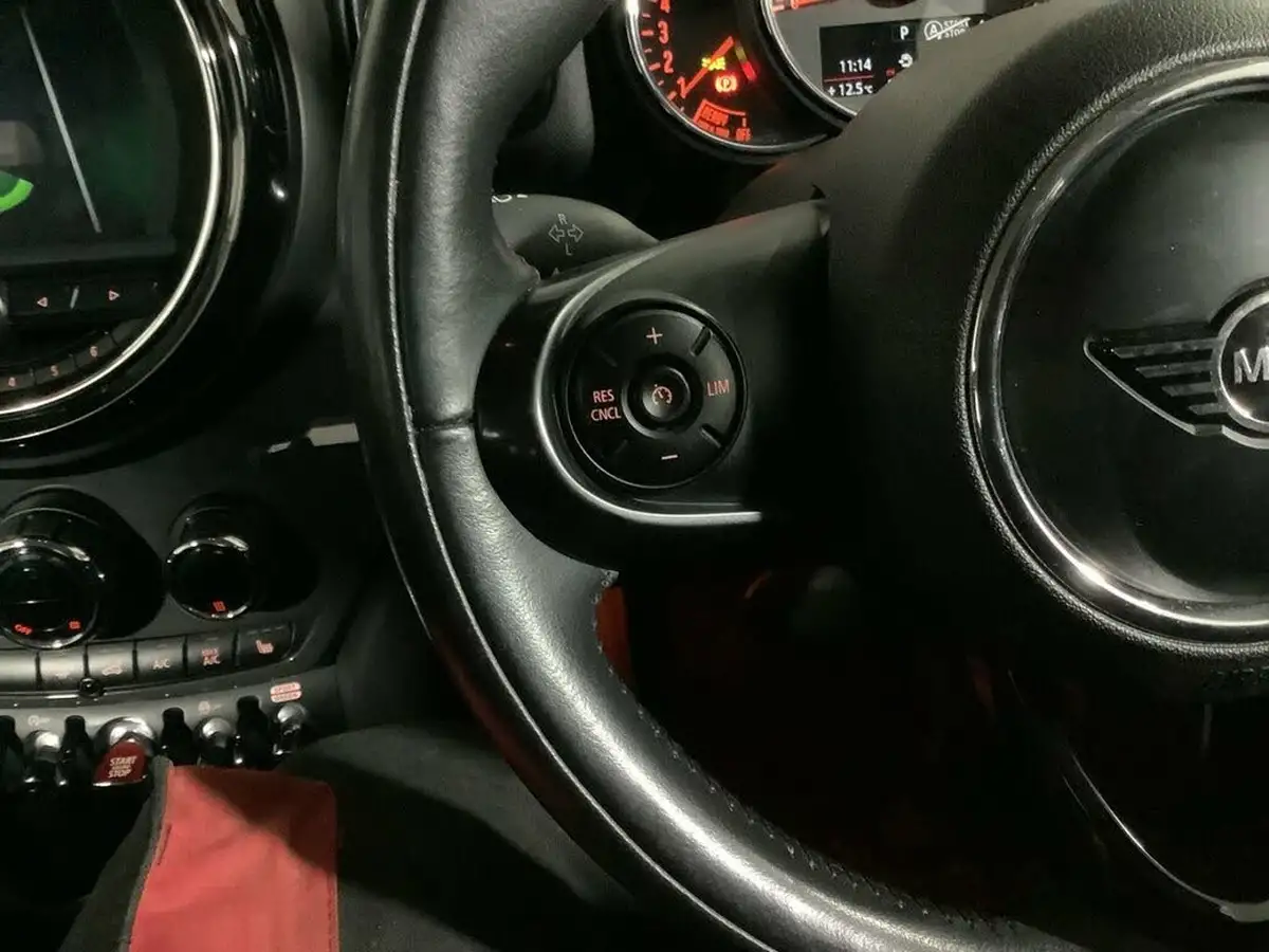 2018-mini-countryman-20td-cooper-d-jcw-chili-ss-auto-big-15