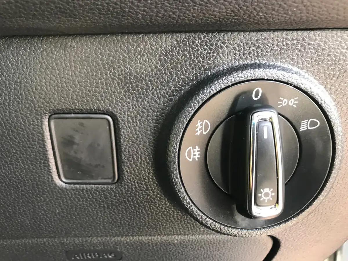 2018-seat-ateca-16tdi-se-technology-big-27