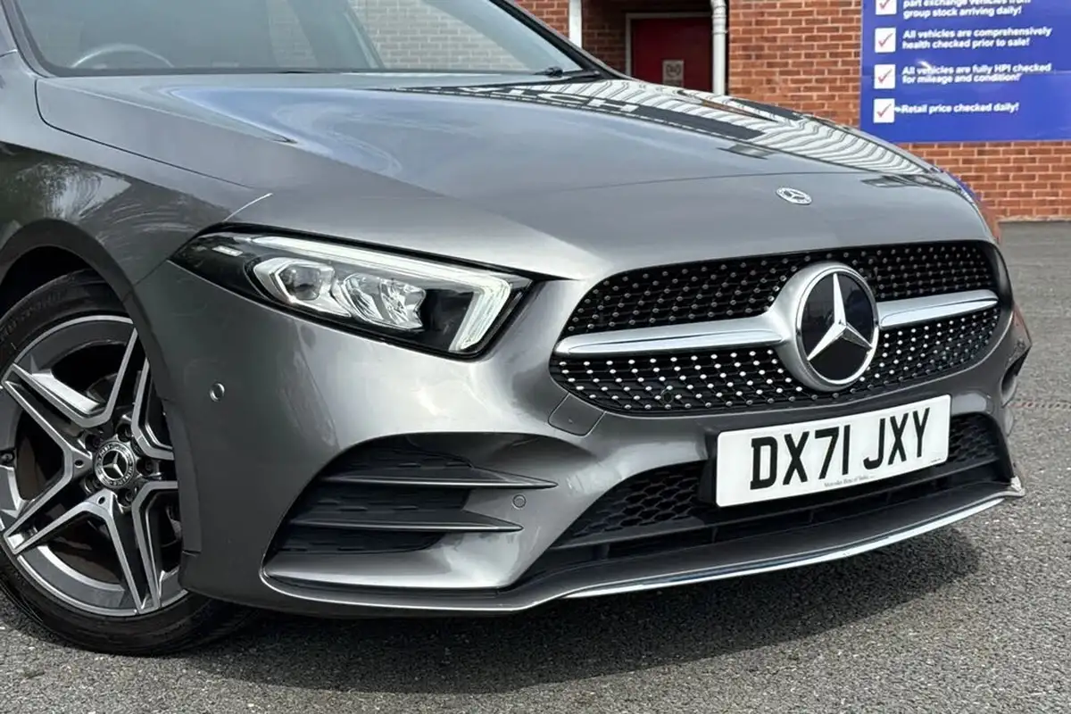 2021-mercedes-benz-a-class-13-a180-amg-line-executive-hatchback-5d-7g-dct-big-8