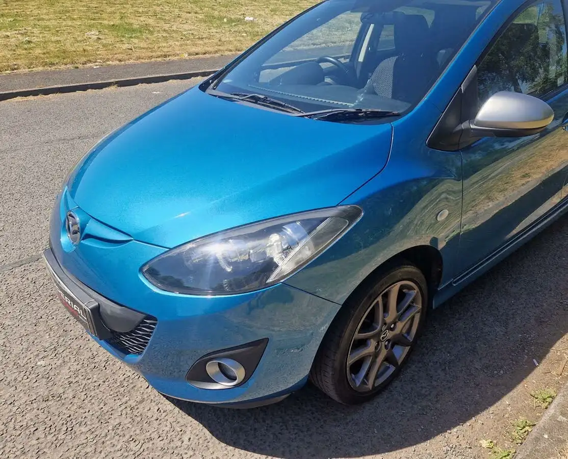 2014-mazda-mazda2-13-sport-venture-big-3