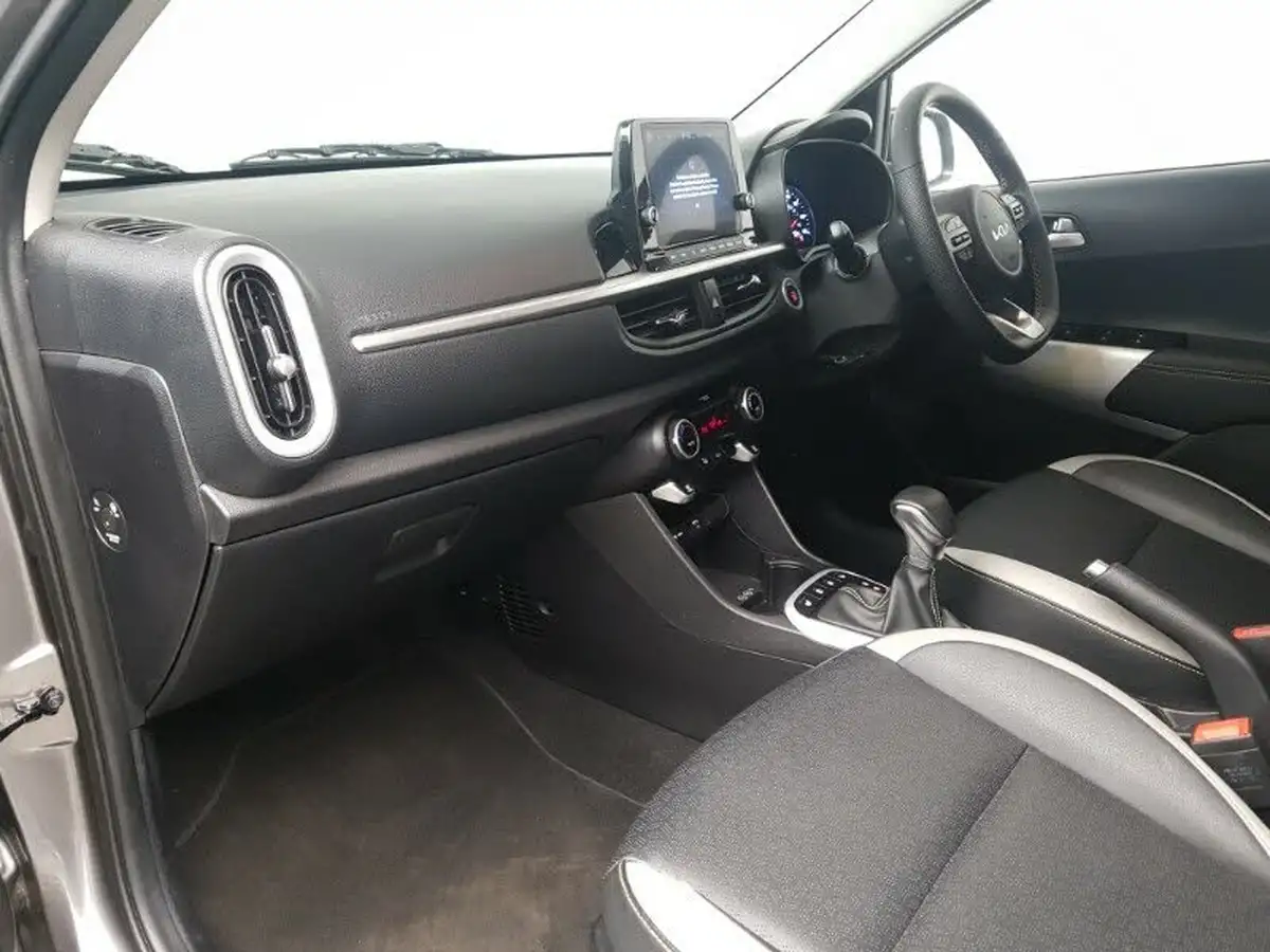 2024-kia-picanto-10-x-line-s-big-4
