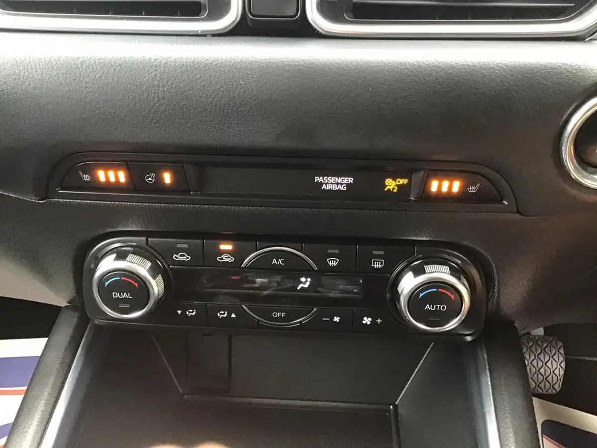 2017-mazda-cx-5-20-sport-nav-big-26