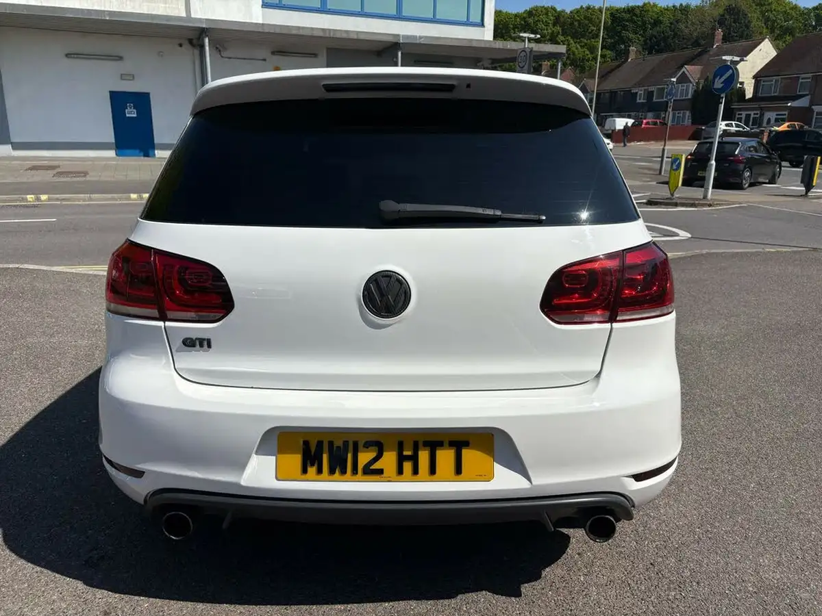 2012-volkswagen-golf-20-gti-tsi-210ps-hatchback-5d-big-6
