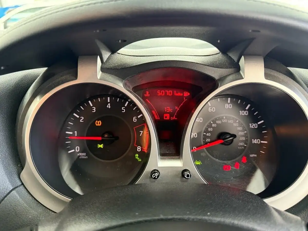 2018-nissan-juke-12-tekna-ss-big-29