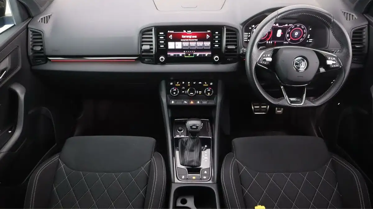 2021-skoda-karoq-15-tsi-sportline-dsg-big-13