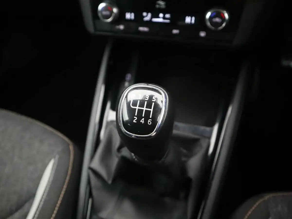 2022-skoda-kamiq-10-tsi-se-l-big-30