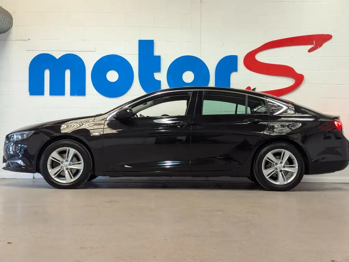2019-vauxhall-insignia-grand-sport-15-turbo-tech-line-nav-auto-big-2