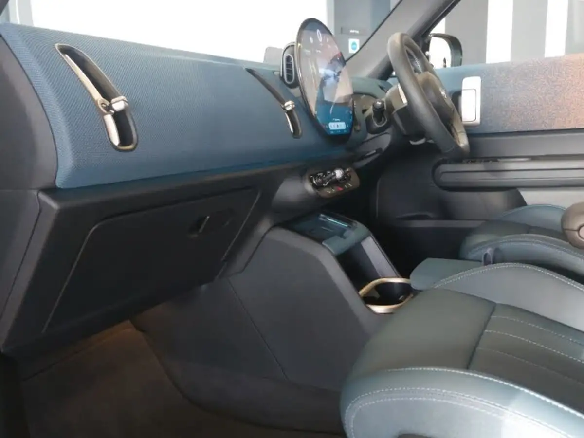2024-mini-countryman-15-cooper-c-exclusive-big-6