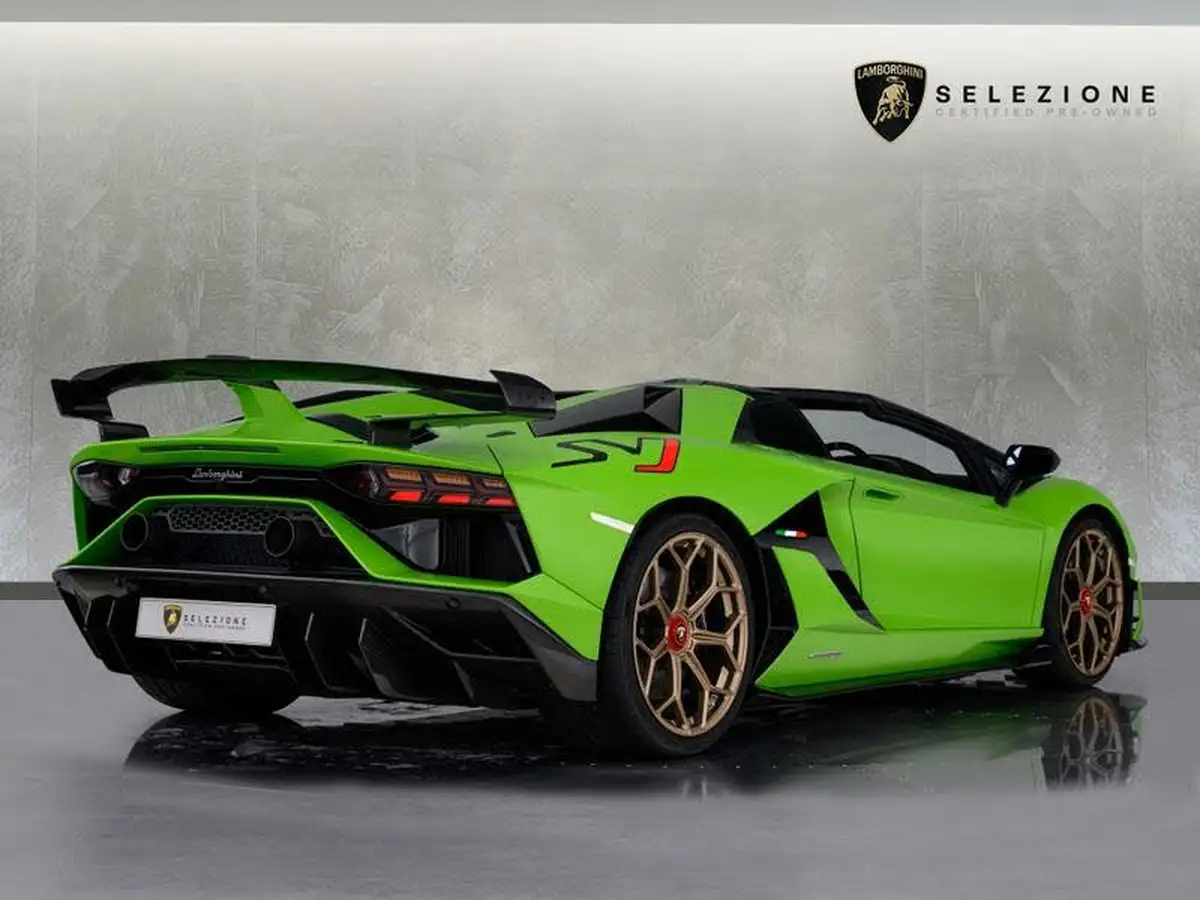 2021-lamborghini-aventador-65-svj-roadster-big-2