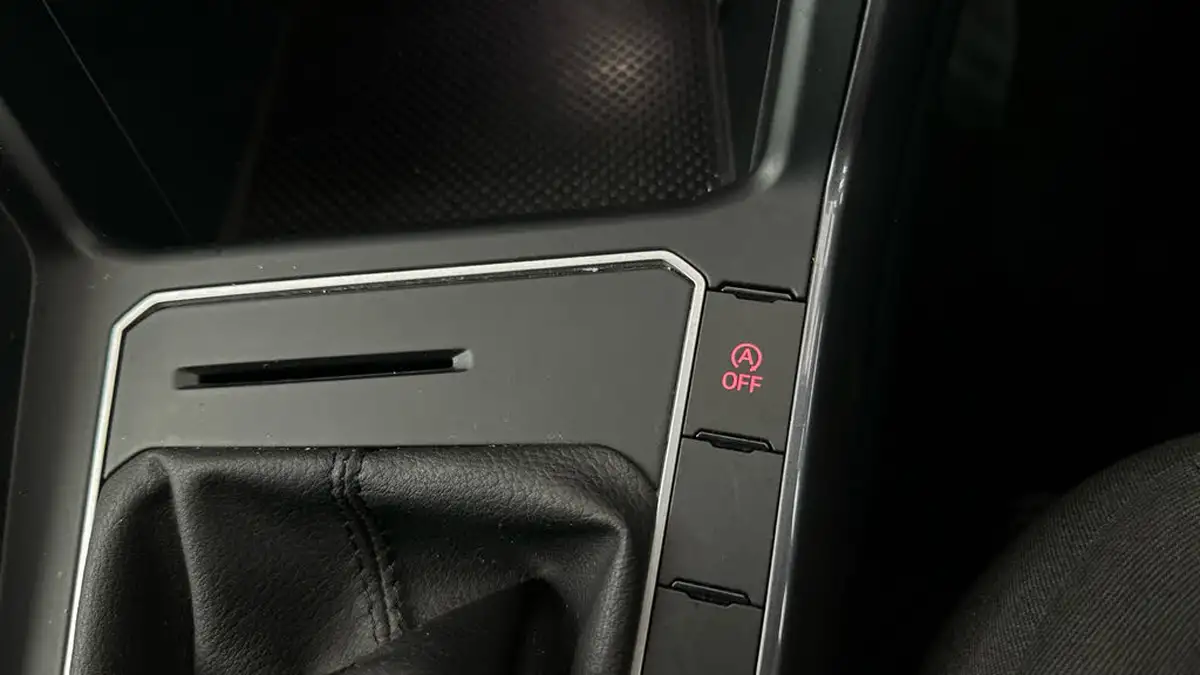 2019-volkswagen-polo-10-tsi-r-line-115ps-big-34