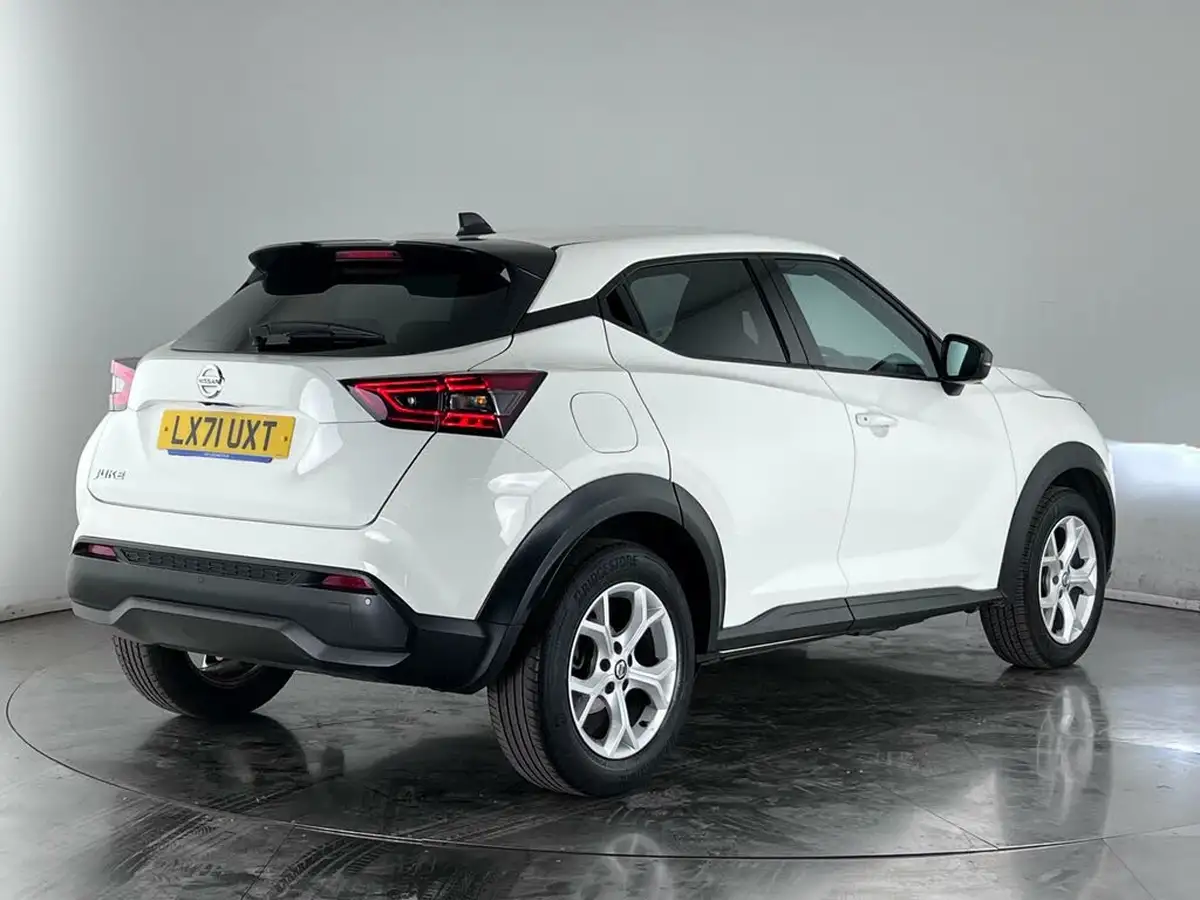 2021-nissan-juke-10-dig-t-n-connecta-dct-big-3