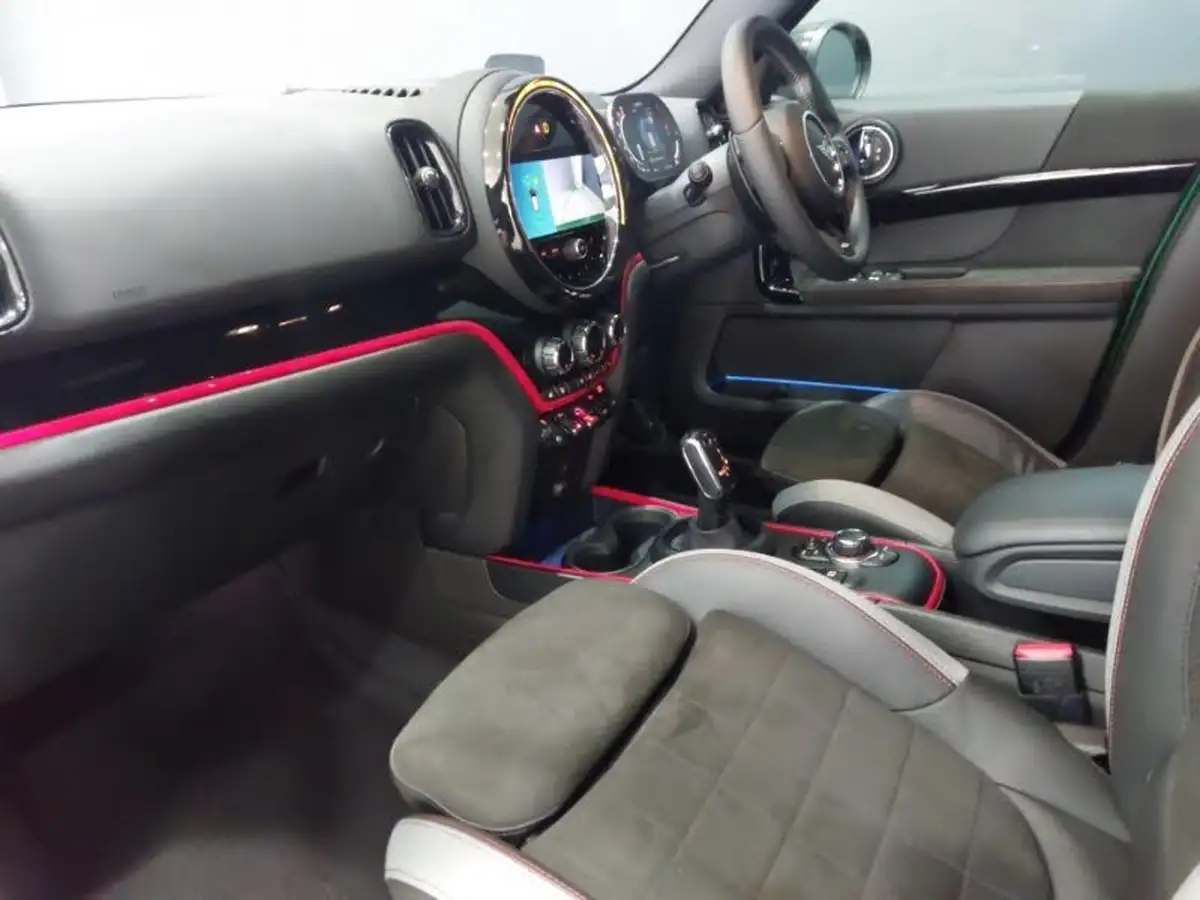 2022-mini-countryman-20-john-cooper-works-big-4