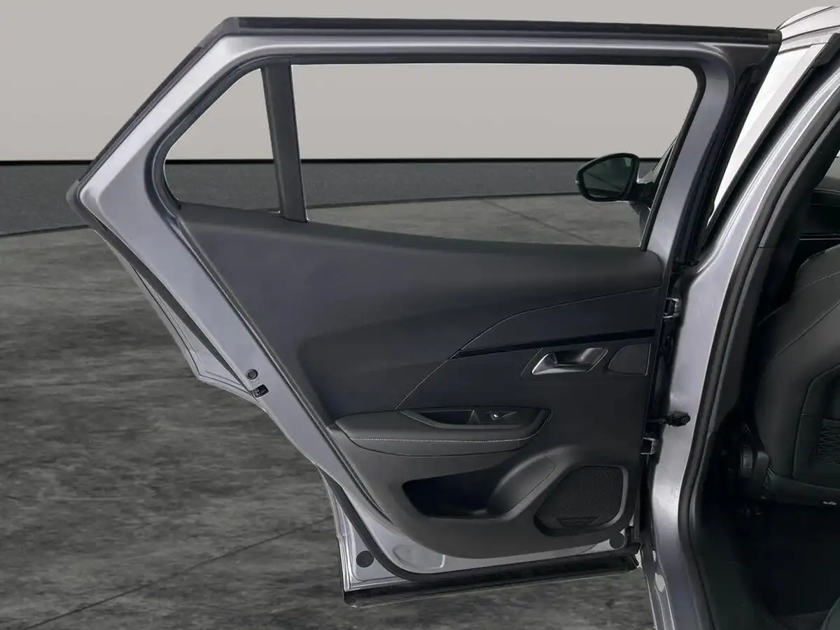 2022-peugeot-2008-suv-e-gt-premium-big-29