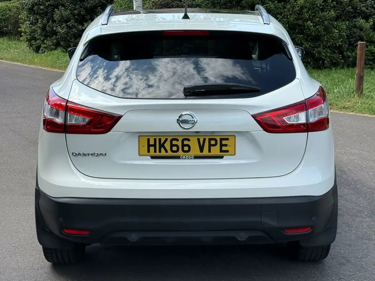 2017-nissan-qashqai-12-dig-t-tekna-xtronic-cvt-big-8