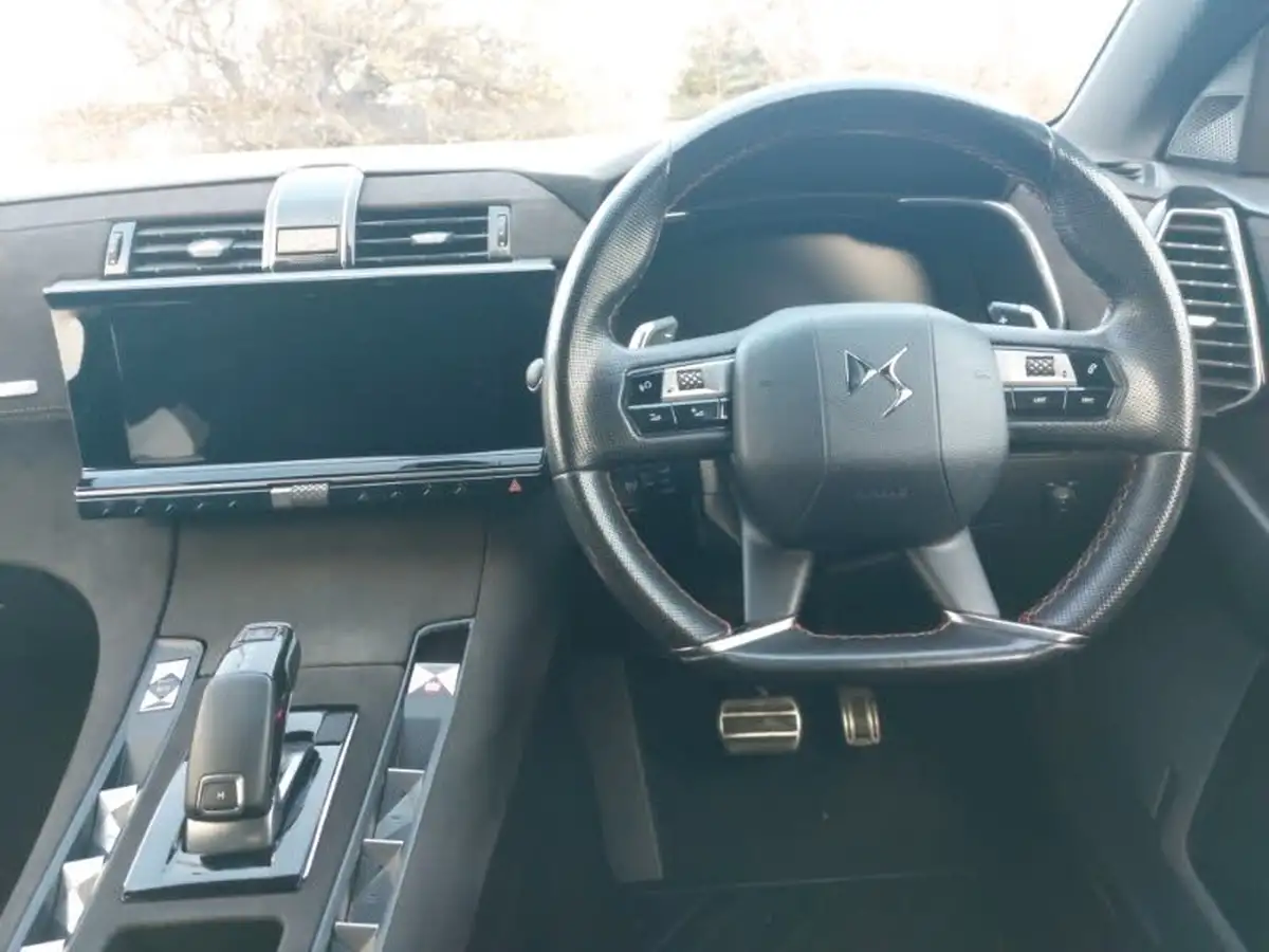 2019-ds-ds-7-crossback-16-puretech-performance-line-225ps-big-6