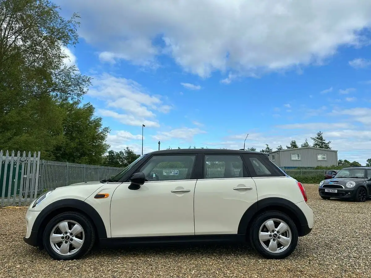 2016-mini-cooper-15td-cooper-d-ss-hatchback-5d-big-4