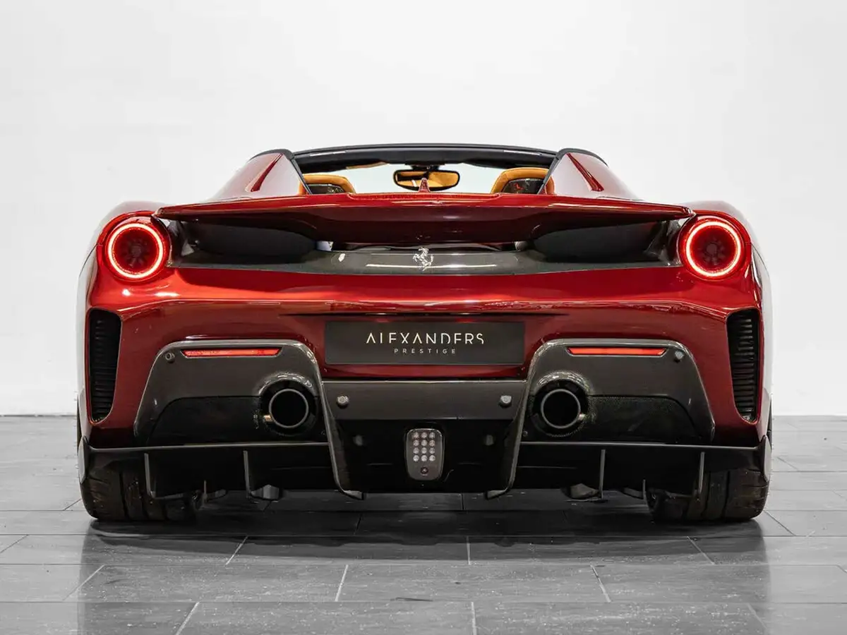 2020-ferrari-488-39-488-spider-big-32