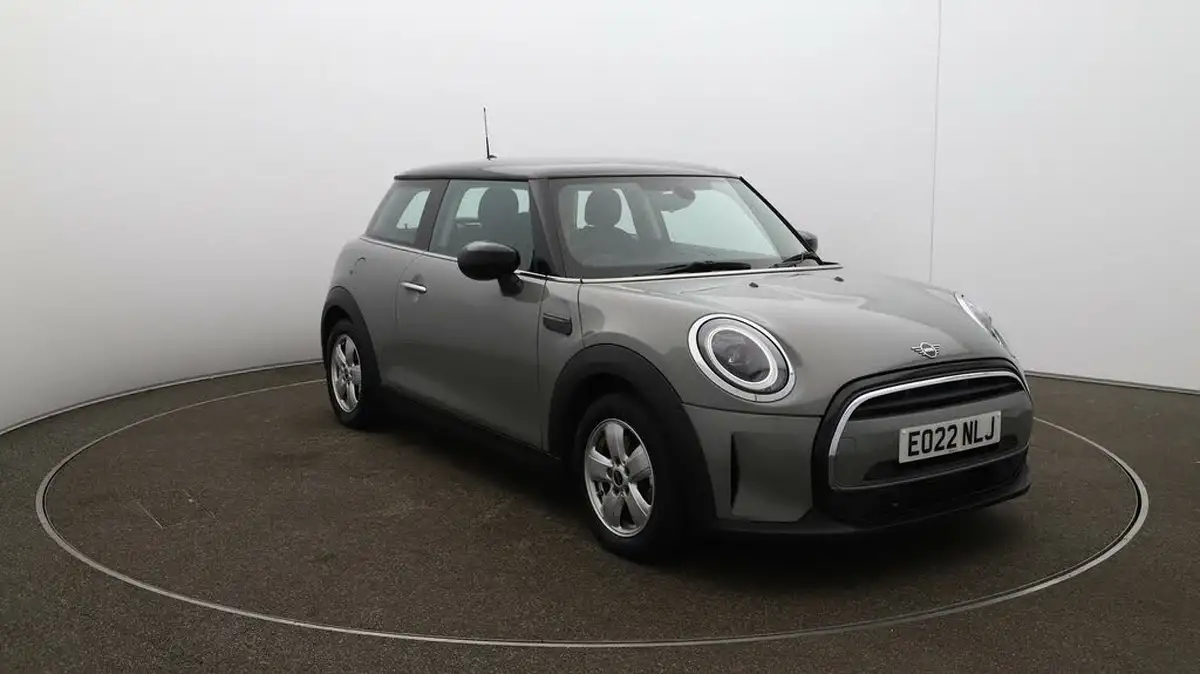 2022-mini-cooper-15-cooper-classic-hatchback-3d-auto-big-41
