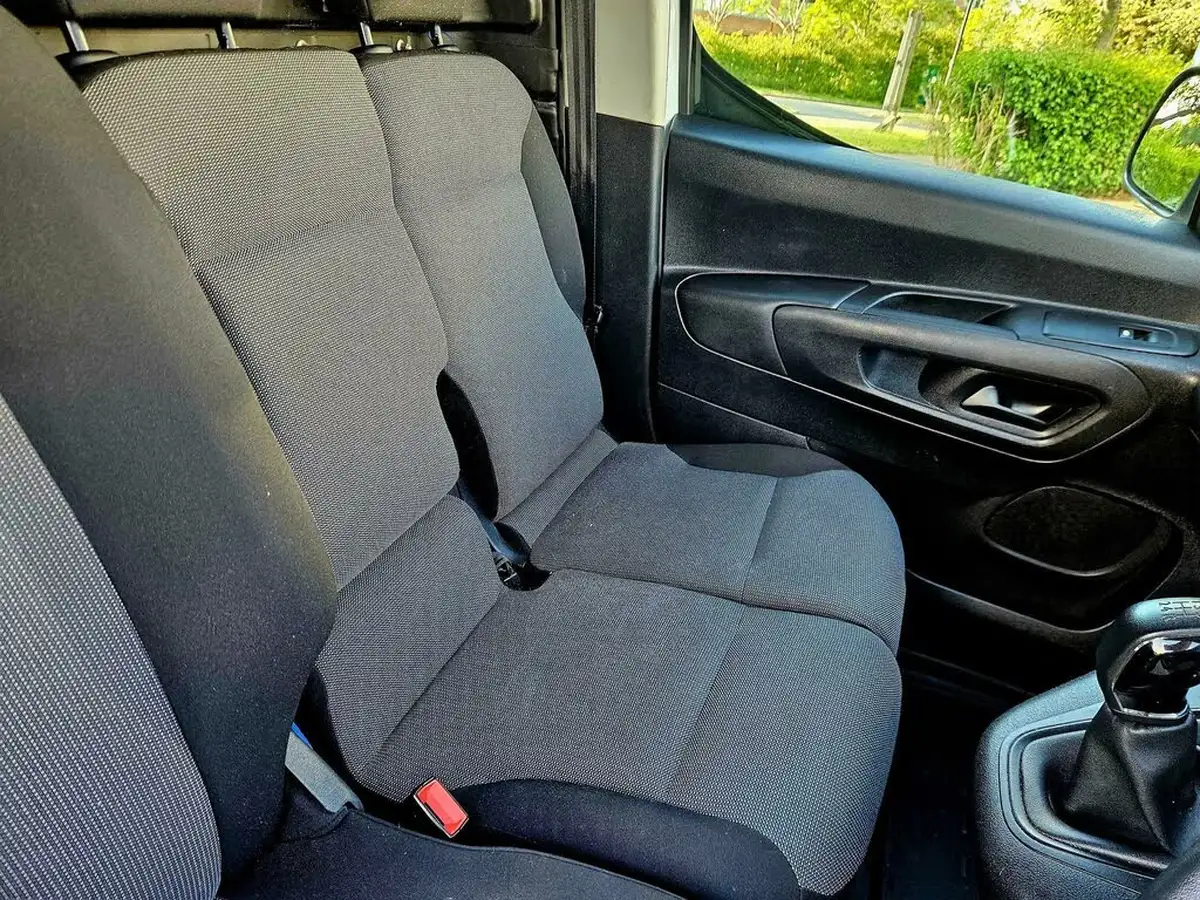 2020-peugeot-partner-15-bluehdi-1000-professional-100ps-eu6dt-panel-big-21