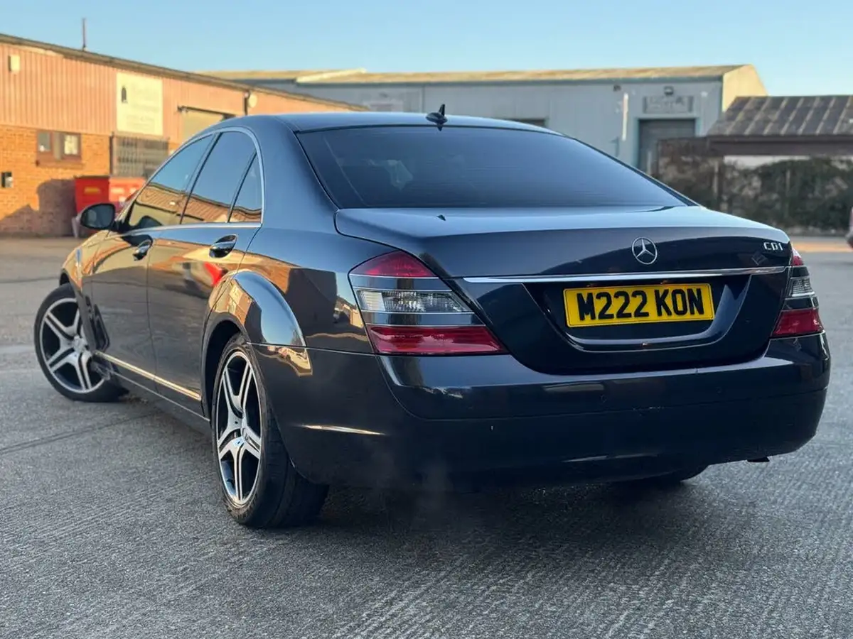 2009-mercedes-benz-s-class-30td-s320-cdi-big-3