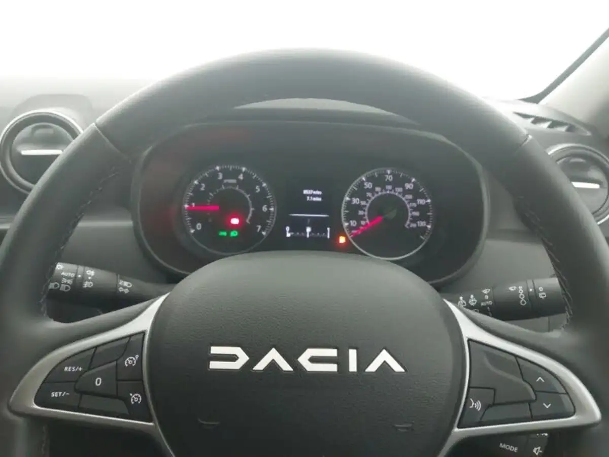 2024-dacia-duster-09-tce-journey-big-9