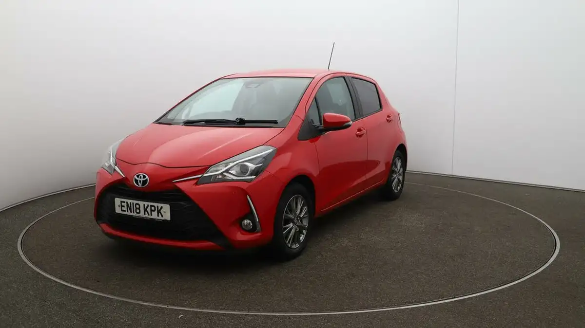 2018-toyota-yaris-15-vvt-i-icon-111bhp-1497cc-big-34