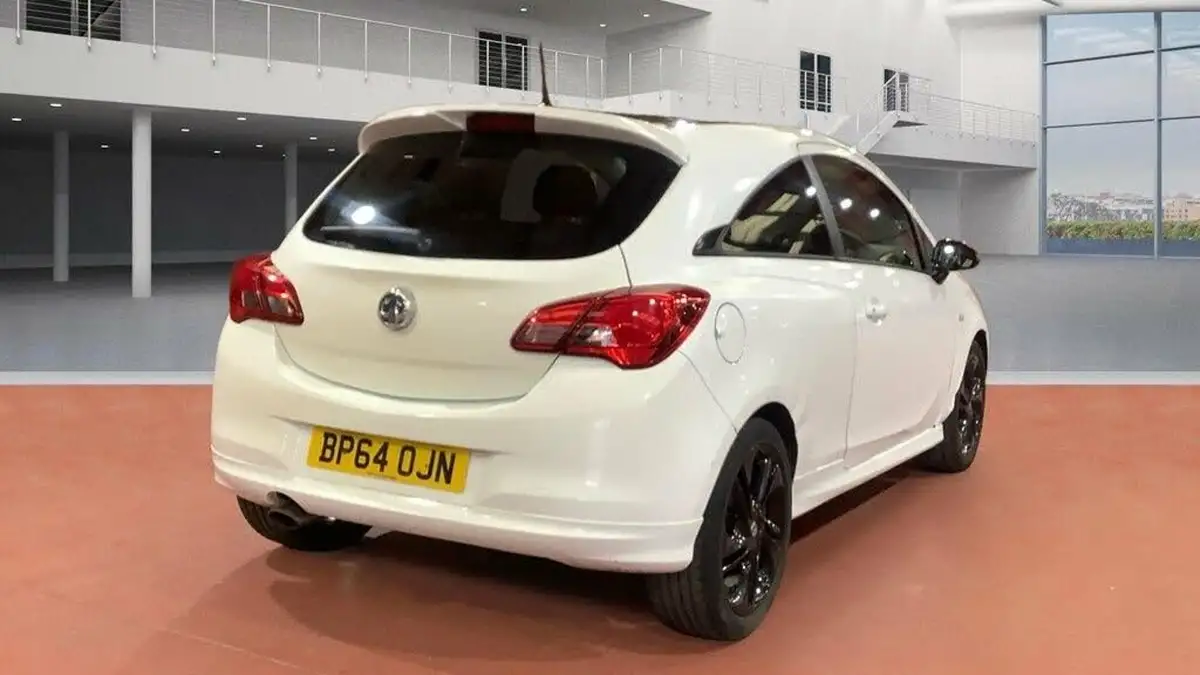 2015-vauxhall-corsa-12-limited-edition-3d-big-3