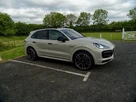 2023-porsche-cayenne-30-v6-e-hybrid-462ps-station-wagon-small-24