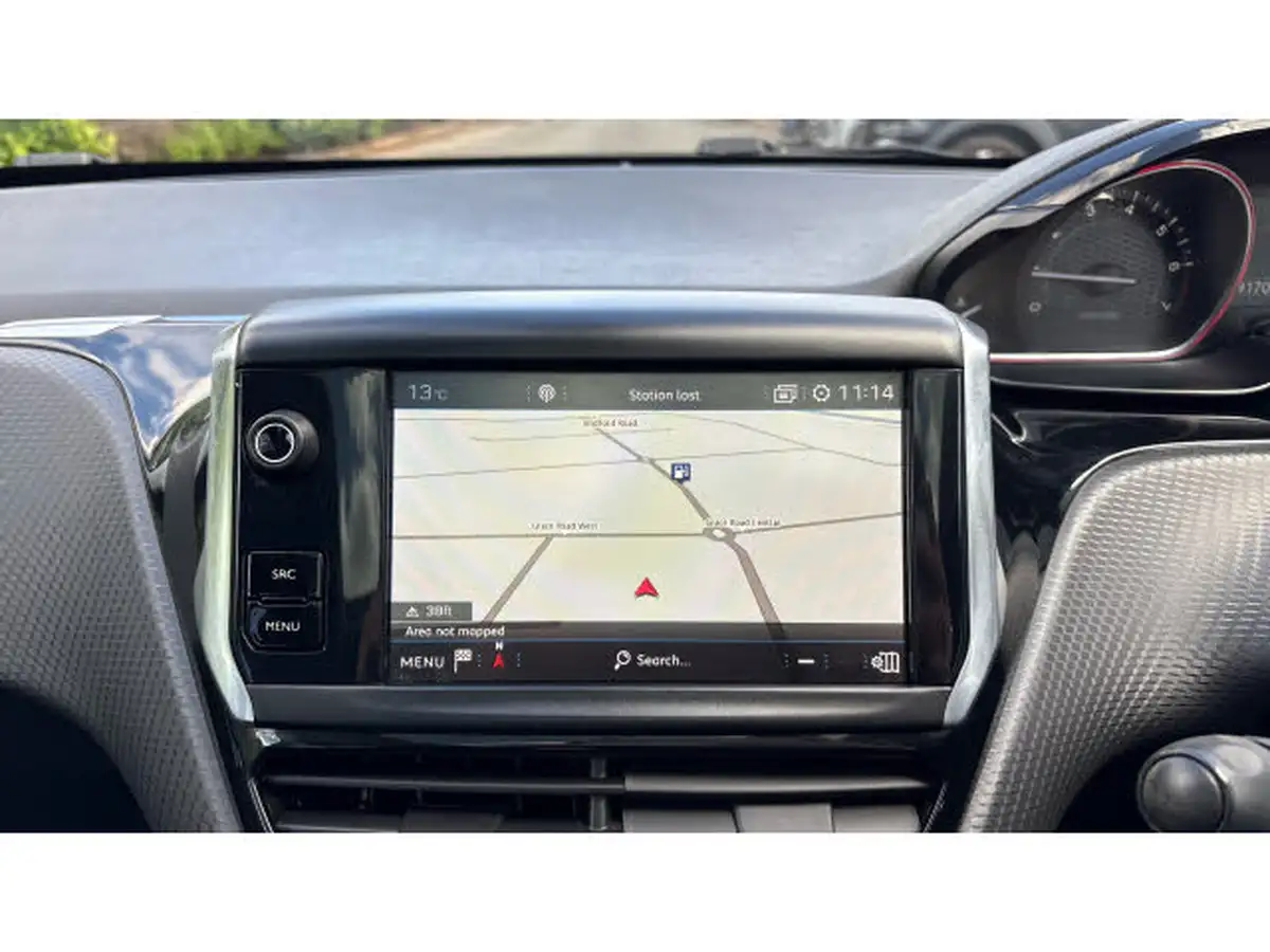 2019-peugeot-2008-suv-12-puretech-gt-line-130bhp-big-11