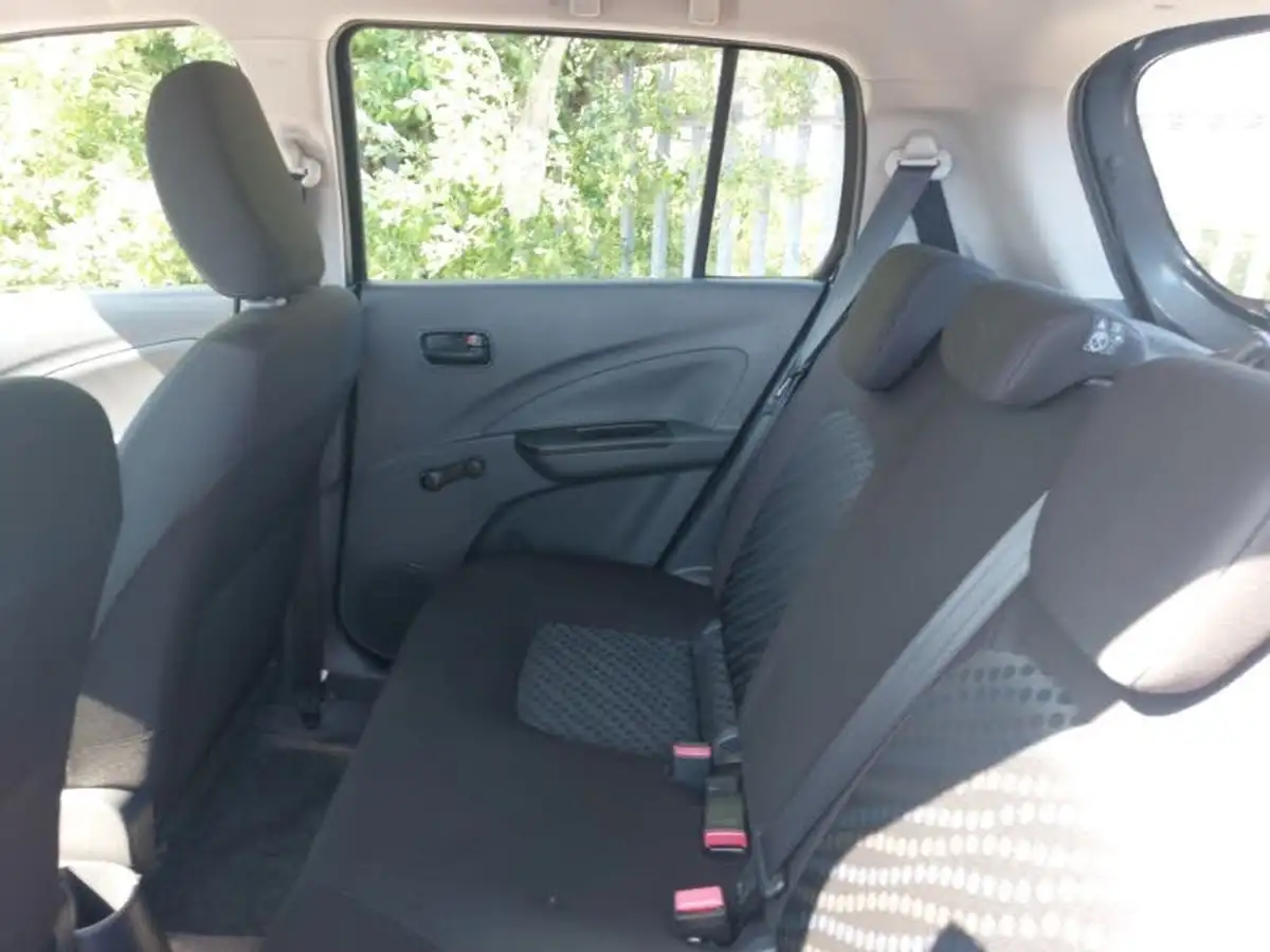 2016-suzuki-celerio-10-sz2-big-5