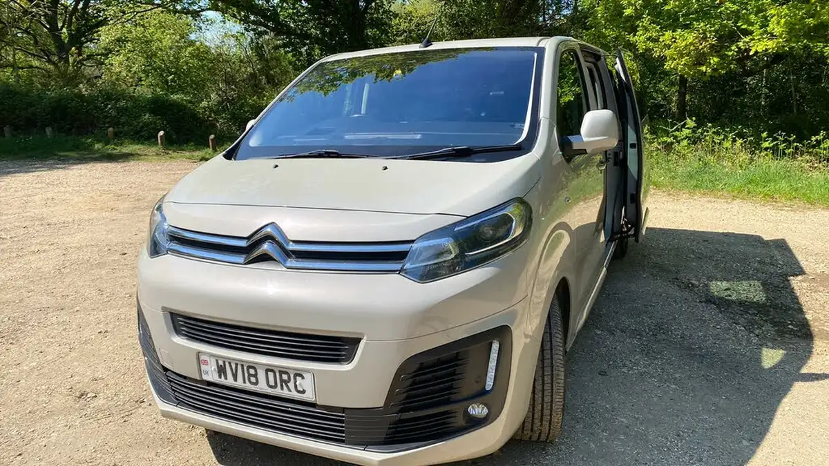 2018-citroen-spacetourer-20bluehdi-flair-m-180ps-etg6-big-3