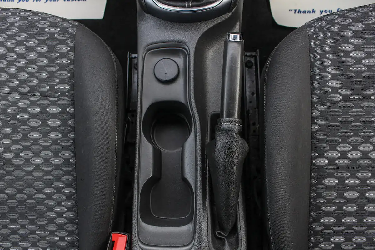 2017-vauxhall-astra-14i-16v-turbo-energy-big-27