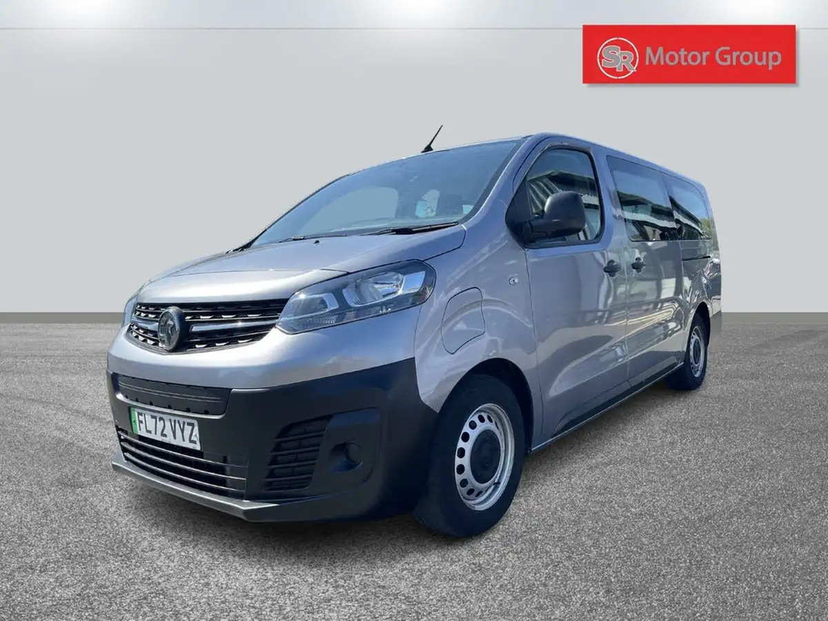 2022-vauxhall-vivaro-life-e-combi-l-9-seat-big-10