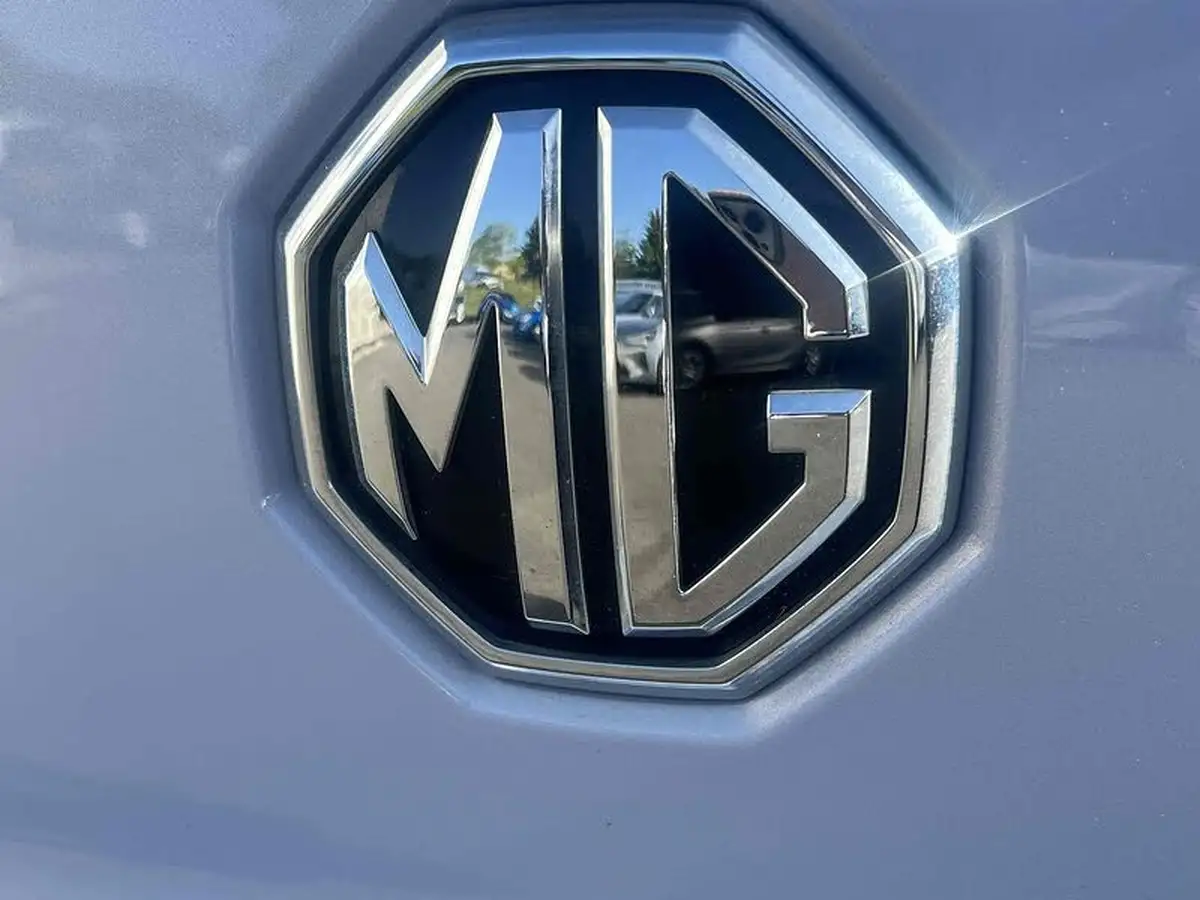 2022-mg-mg3-15-vti-tech-exclusive-nav-big-6