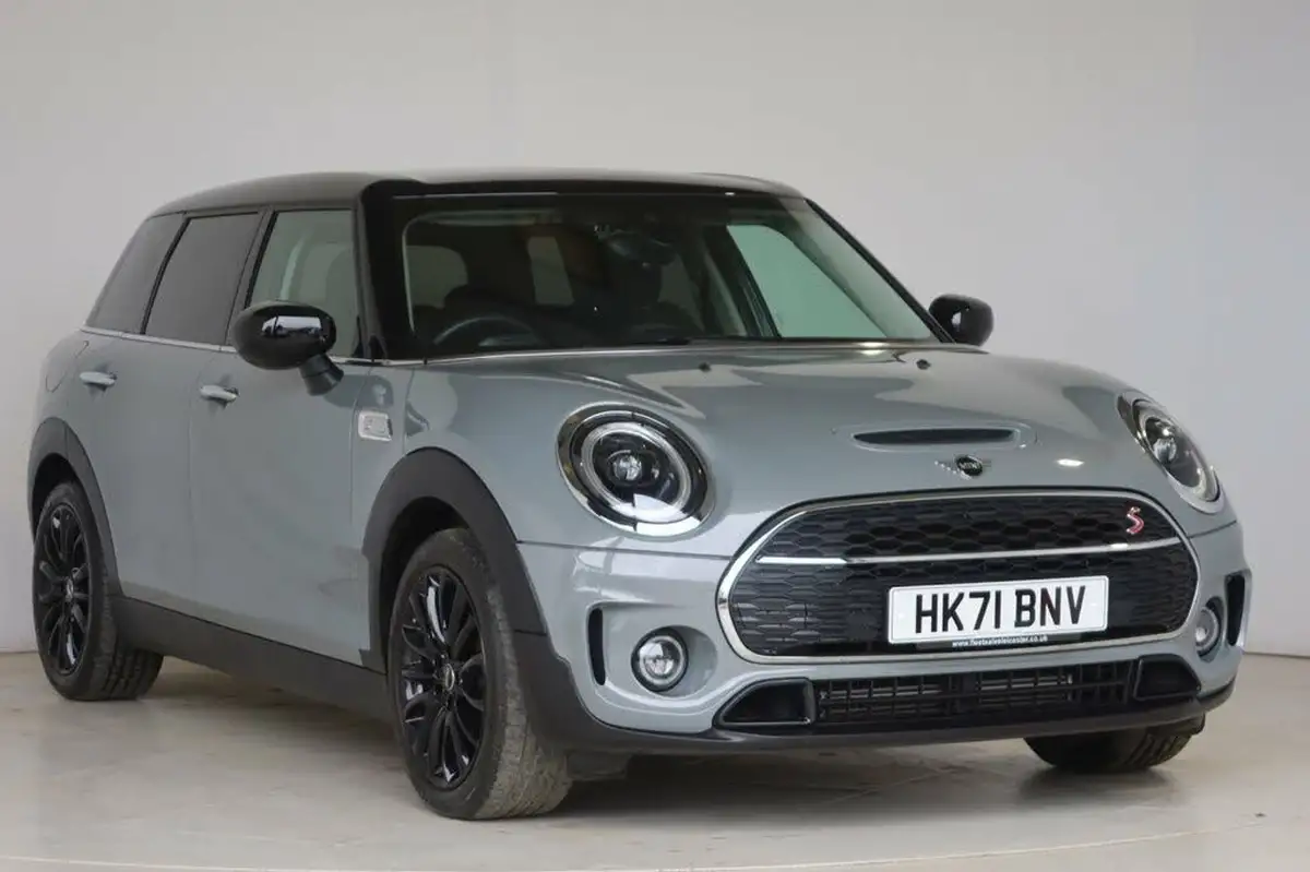 2021-mini-clubman-20-cooper-s-classic-big-9