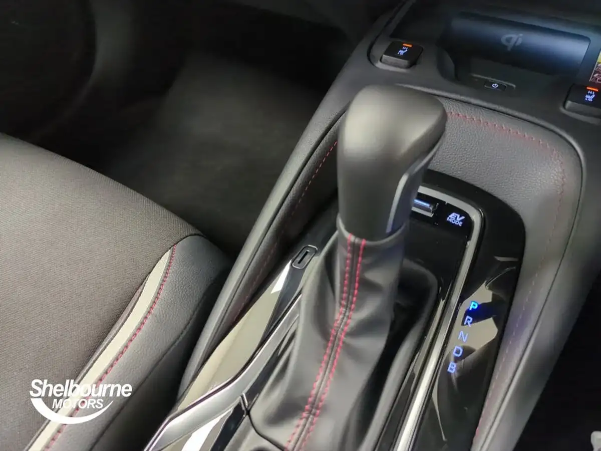 2023-toyota-corolla-18-vvt-i-gr-sport-138bhp-touring-sports-big-26