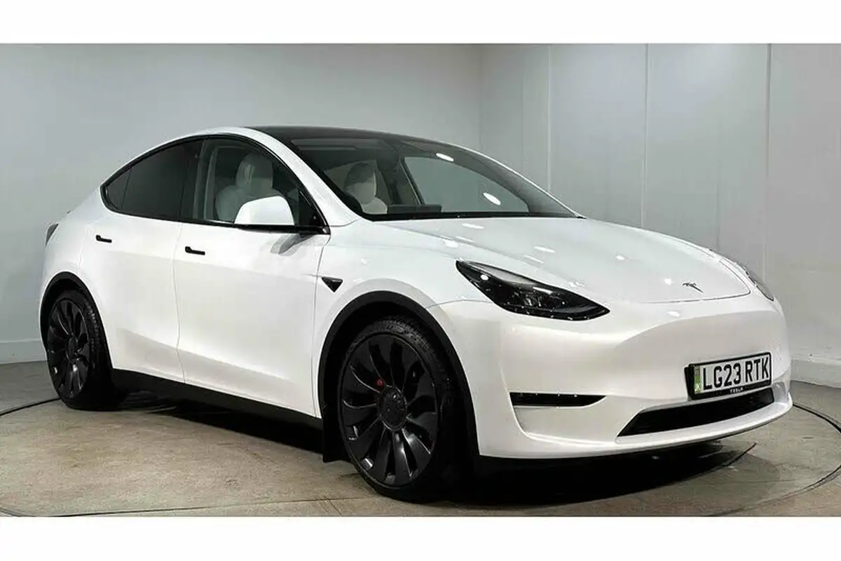2023-tesla-model-y-e-performance-big-10