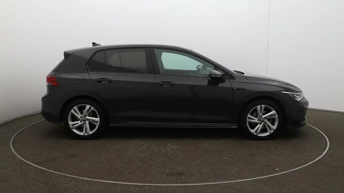 2022-volkswagen-golf-15-etsi-r-line-150ps-hatchback-big-42