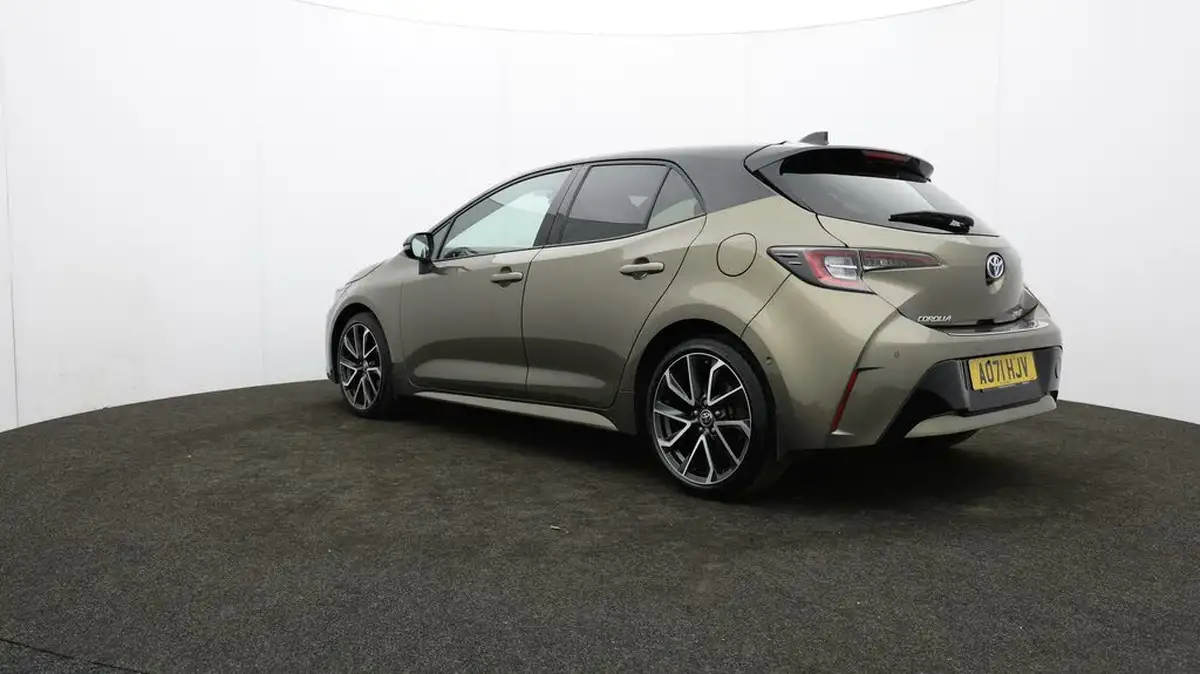 2022-toyota-corolla-18-vvt-i-excel-120bhp-trk-hatchback-big-72