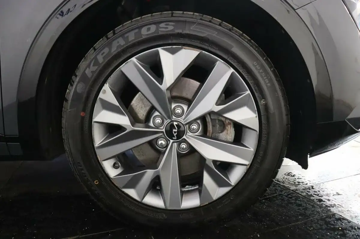2022-kia-sportage-16-t-gdi-gt-line-226bhp-hev-1598cc-auto-big-38