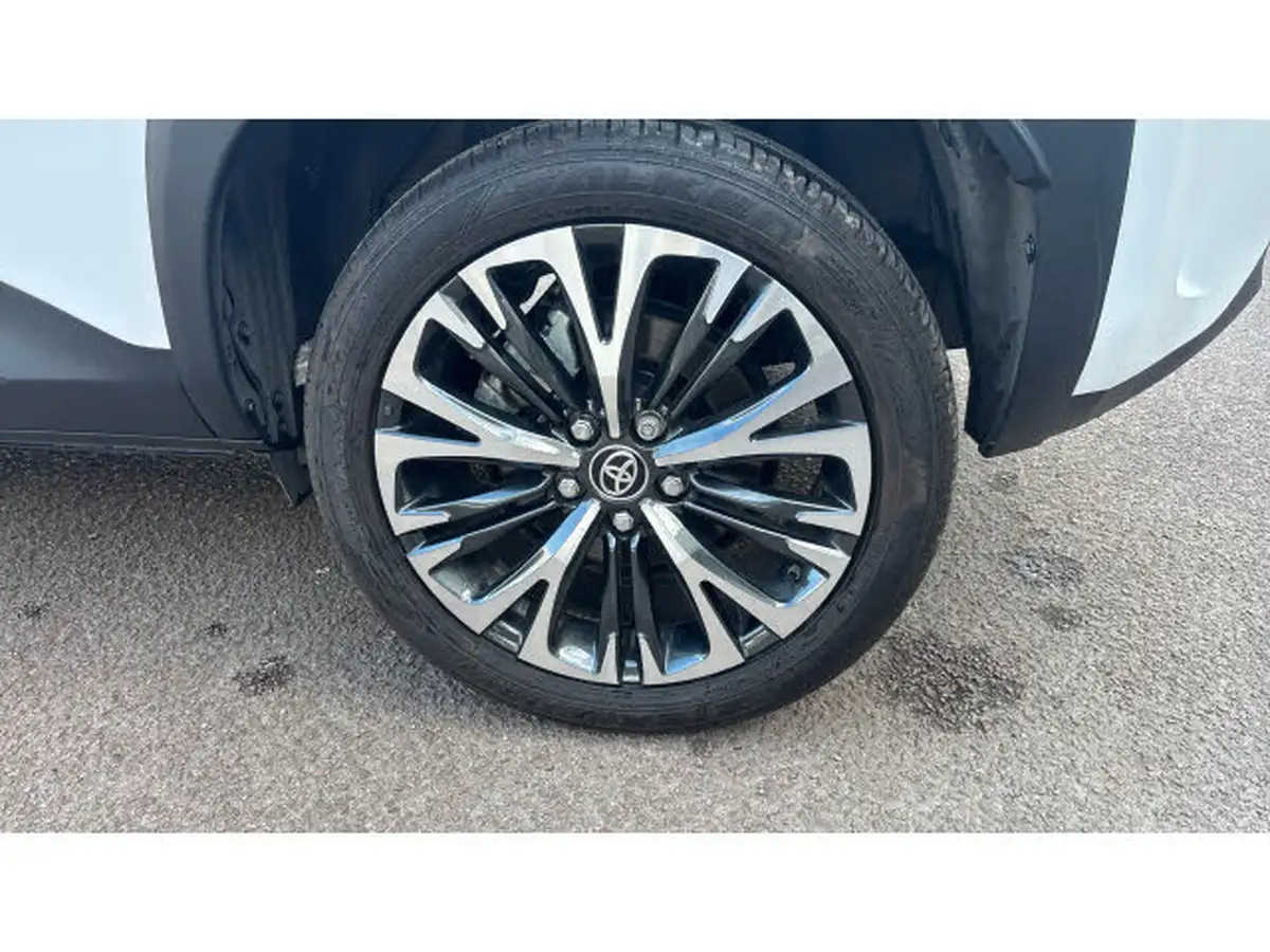 2024-toyota-yaris-cross-15-vvt-i-excel-awd-i-big-28