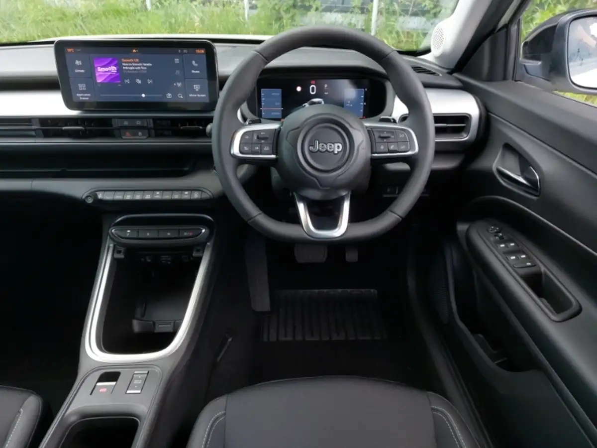 2025-jeep-avenger-12-gse-summit-big-6