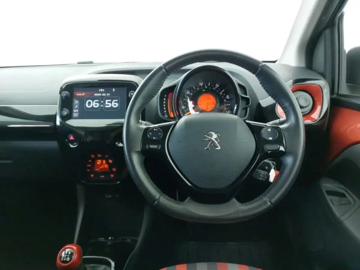 2019-peugeot-108-10-collection-ss-hatchback-big-6