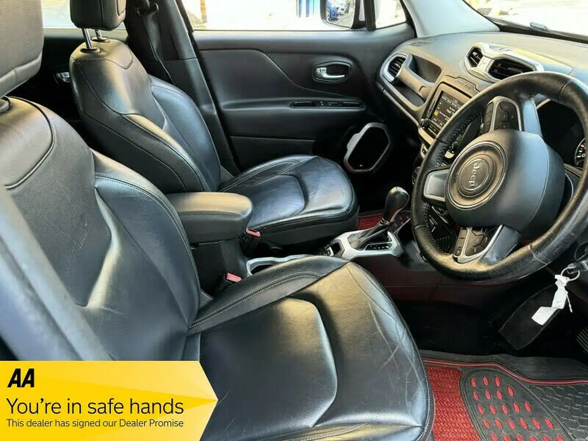 2016-jeep-renegade-14-multiair-ii-limited-138bhp-1368cc-ddct-big-3