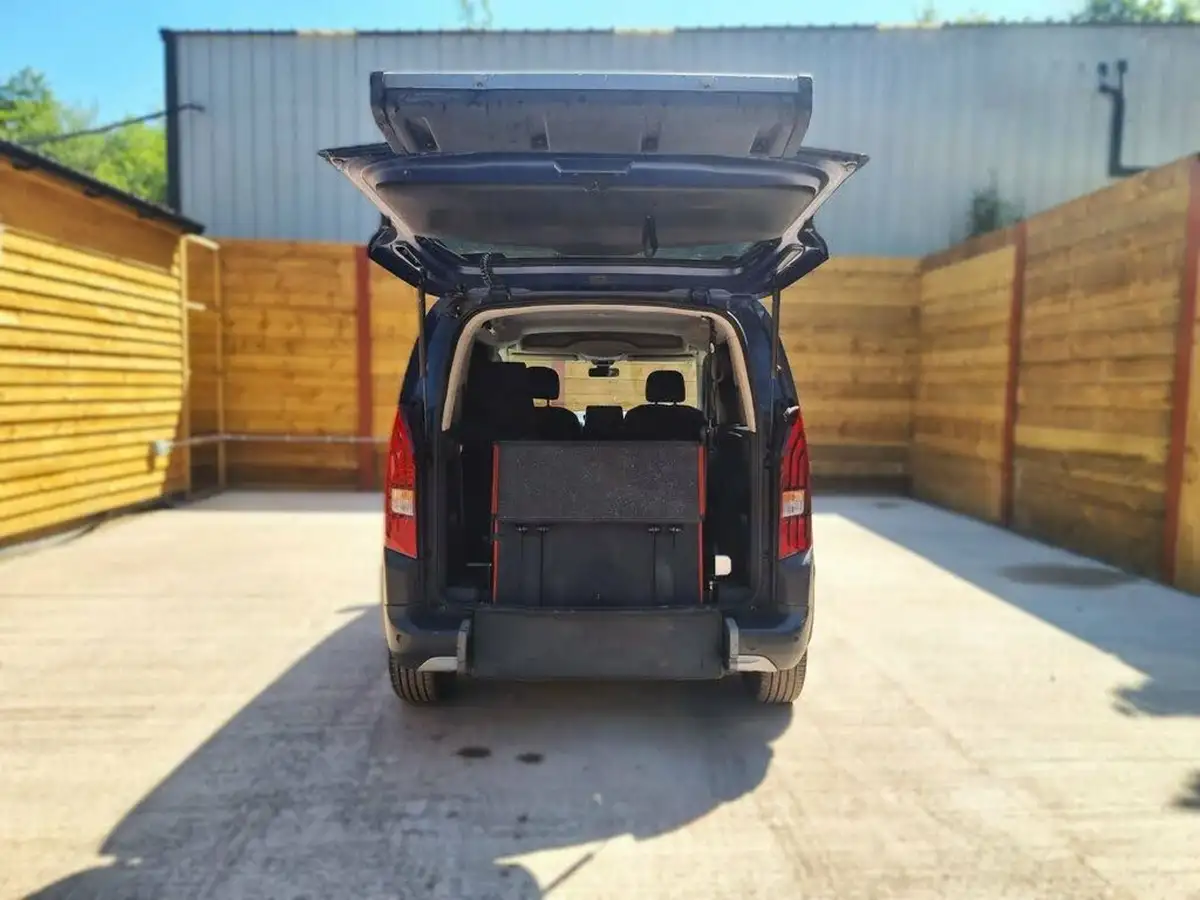 2019-peugeot-rifter-15-bluehdi-allure-130bhp-standardss-eat8-big-15