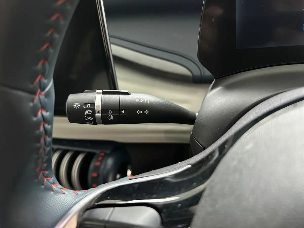 2024-byd-atto-3-e-design-big-22