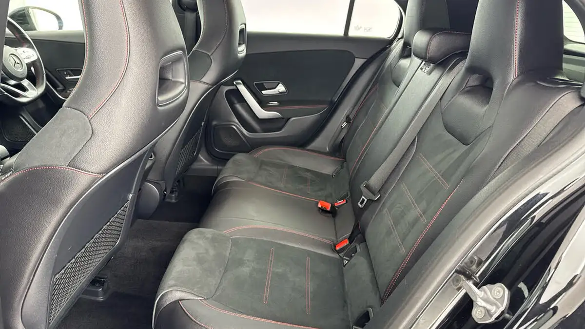 2019-mercedes-benz-a-class-20d-a200d-amg-line-hatchback-5d-big-13