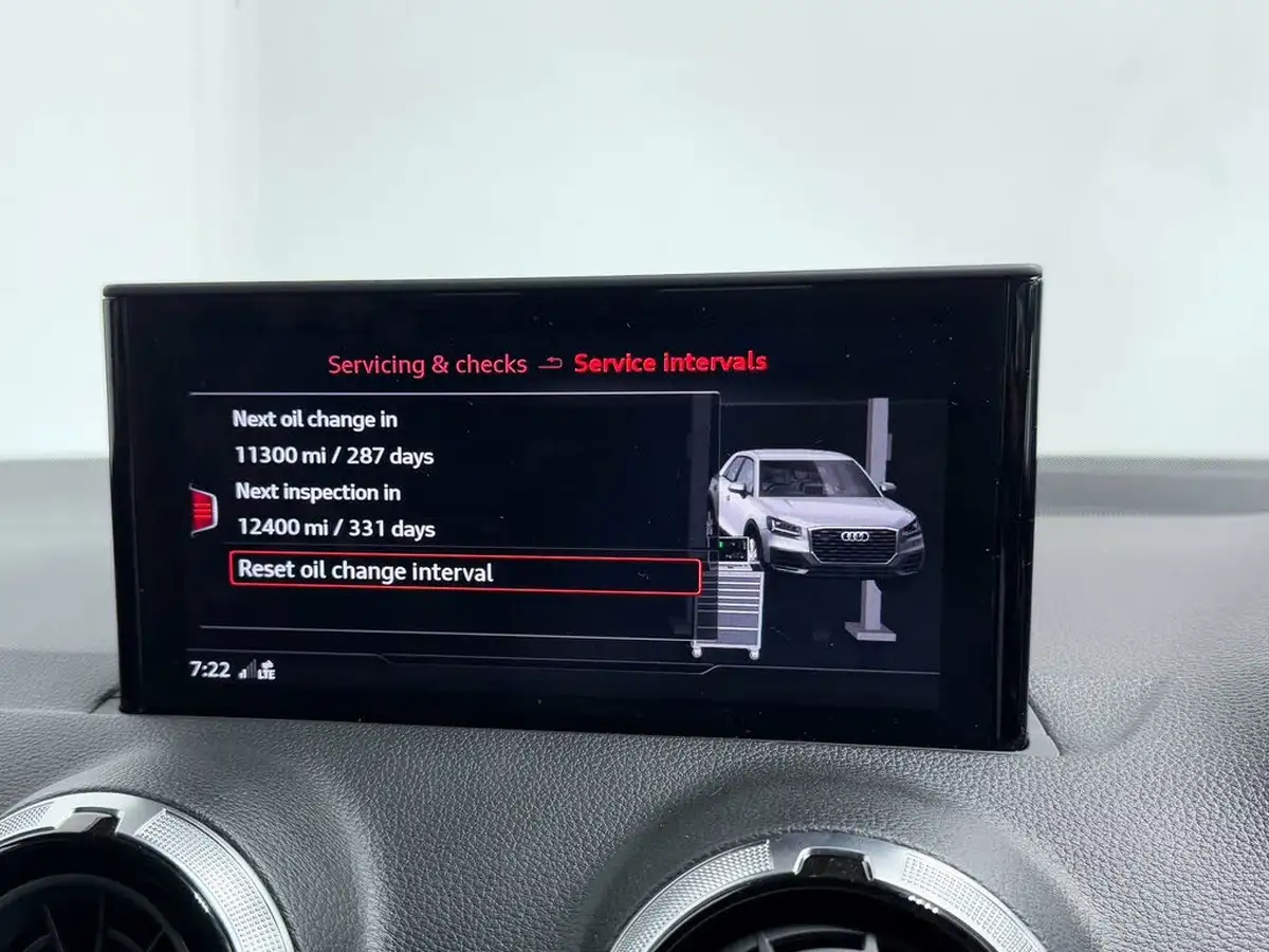 2022-audi-q2-15-35-tfsi-black-edition-s-tronic-big-55